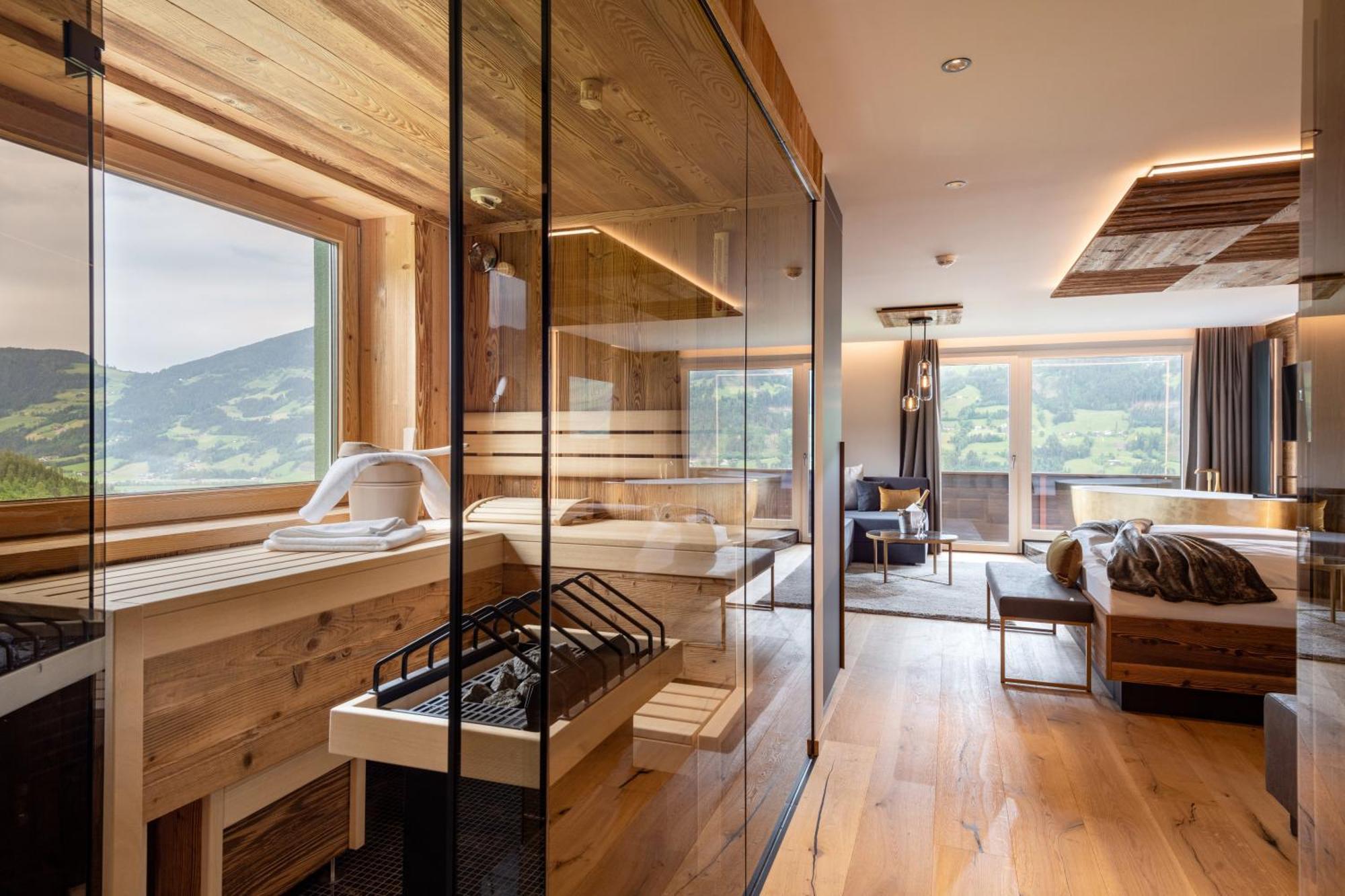 Hotel Waldfriede - Der Logenplatz Im Zillertal ฟือเกน ภายนอก รูปภาพ