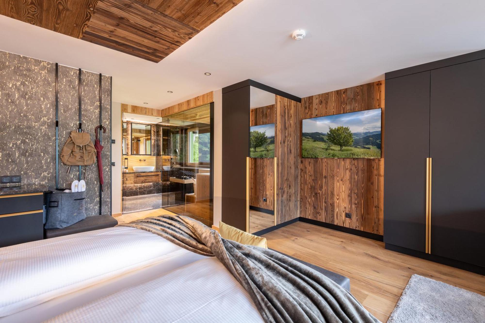 Hotel Waldfriede - Der Logenplatz Im Zillertal ฟือเกน ภายนอก รูปภาพ