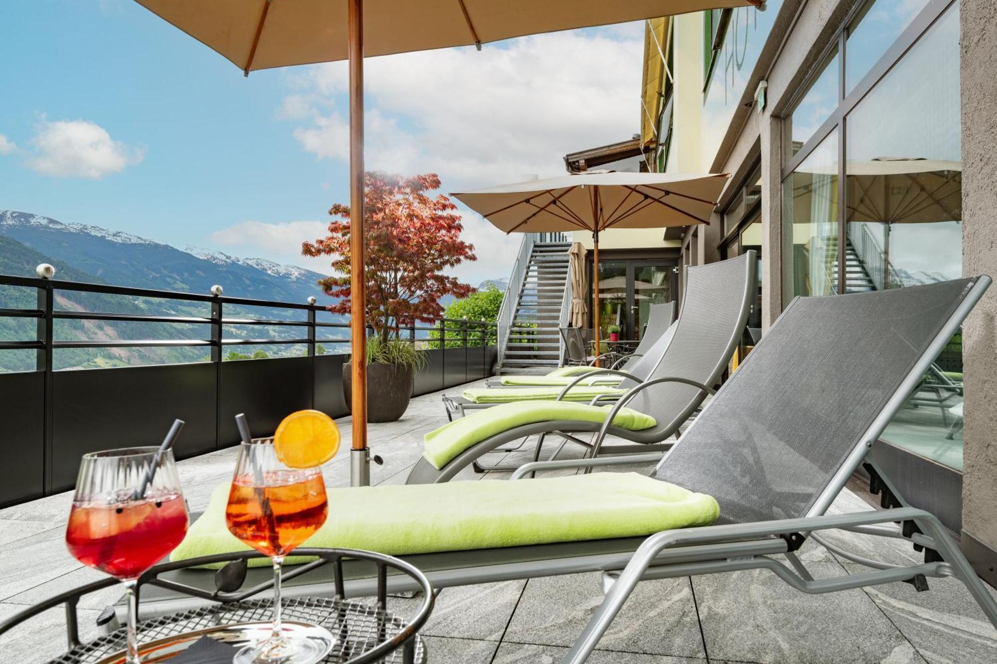 Hotel Waldfriede - Der Logenplatz Im Zillertal ฟือเกน ภายนอก รูปภาพ