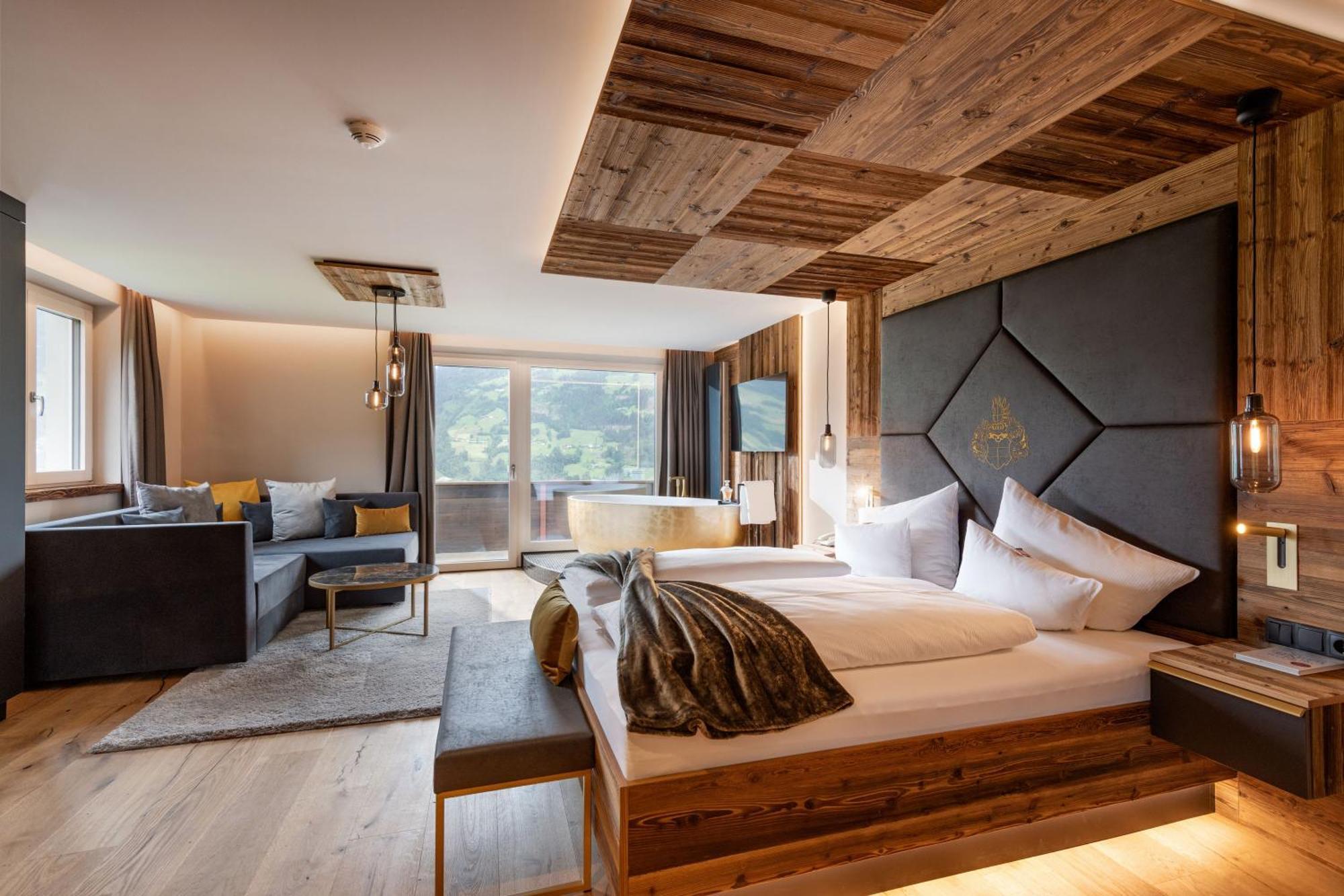 Hotel Waldfriede - Der Logenplatz Im Zillertal ฟือเกน ภายนอก รูปภาพ