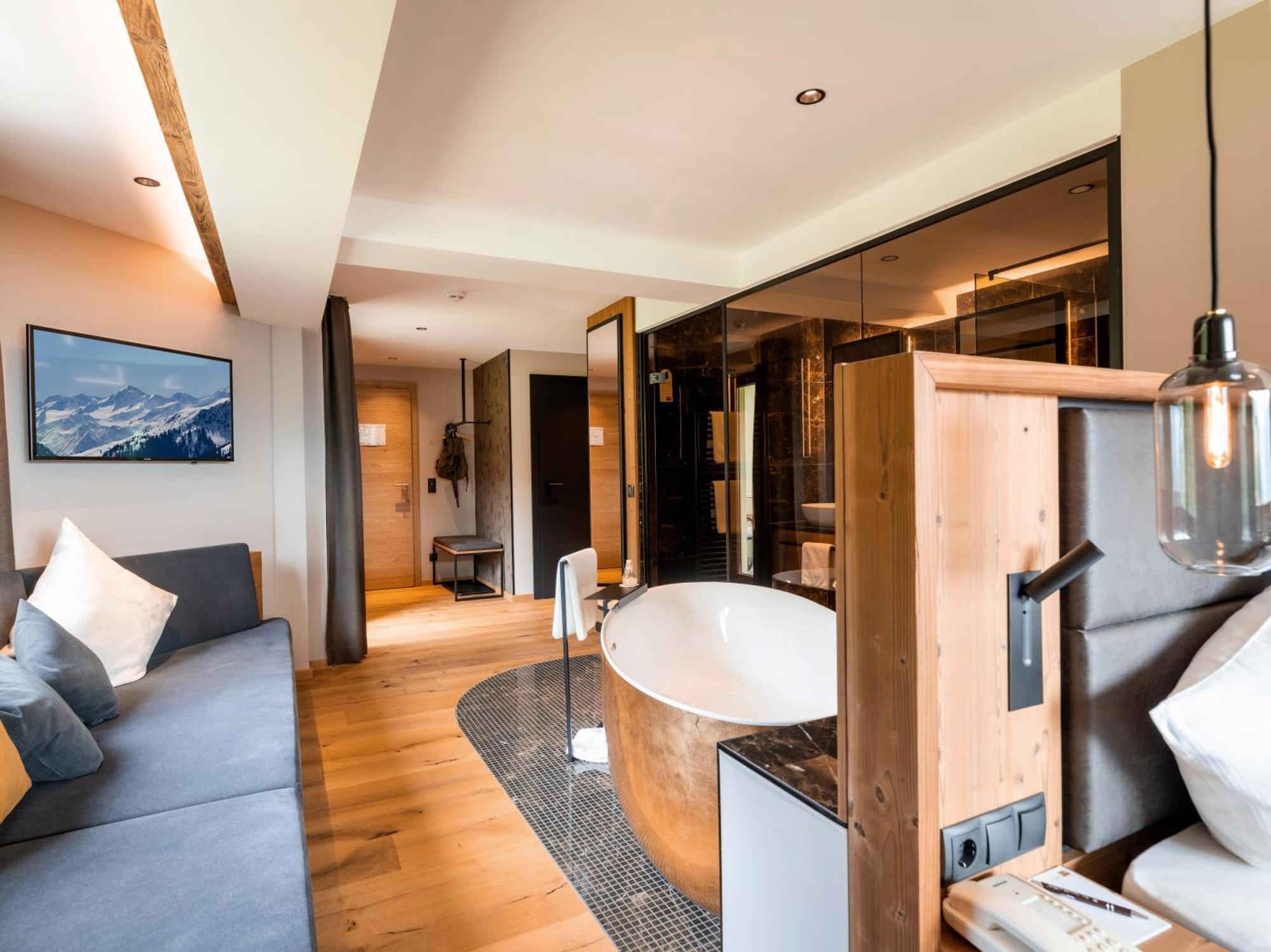 Hotel Waldfriede - Der Logenplatz Im Zillertal ฟือเกน ภายนอก รูปภาพ
