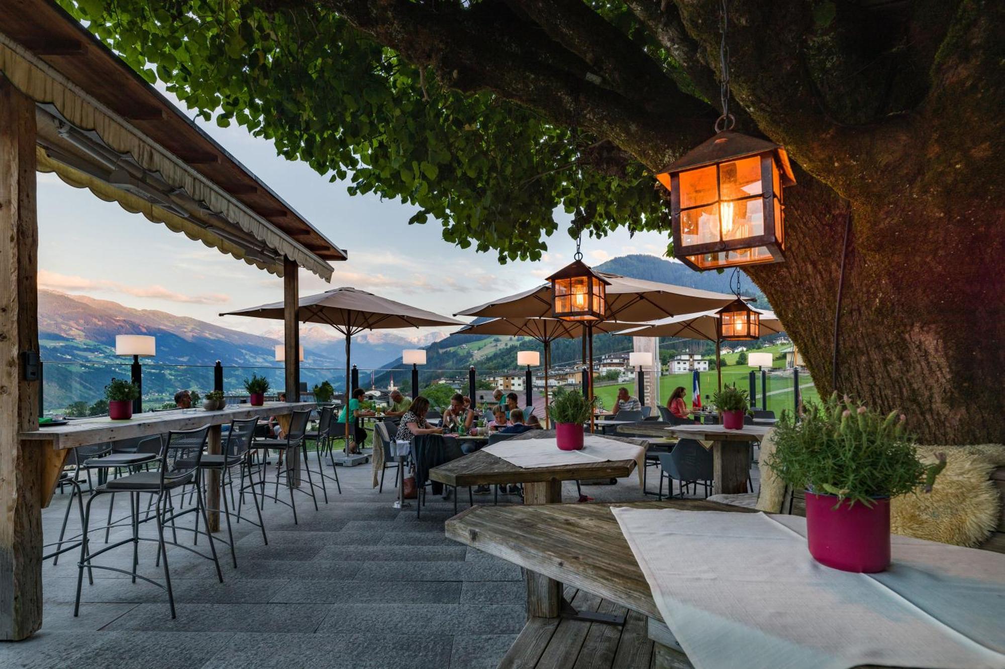 Hotel Waldfriede - Der Logenplatz Im Zillertal ฟือเกน ภายนอก รูปภาพ